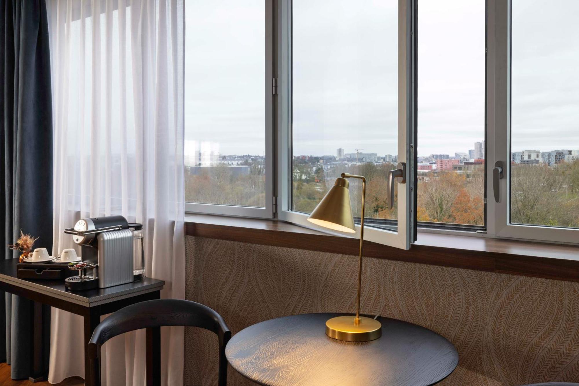 Best Western Plus Hotel Isidore Saint Jacques de la Lande Bagian luar foto